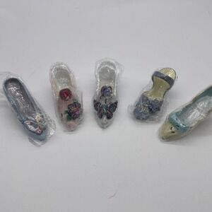 Miniature glass heel slippers in various colors butterflies